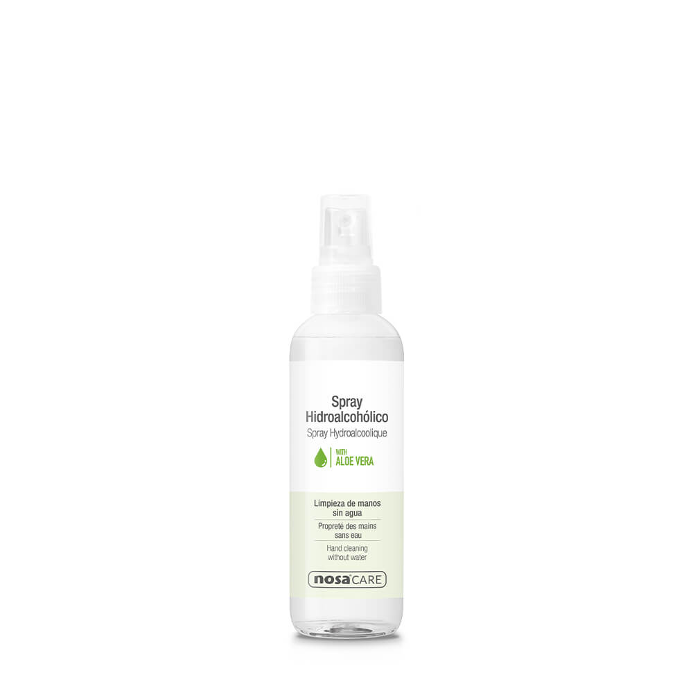 Spray hidroalcohólico para el lavado de las manos sin necesidad de agua. Elimina la suciedad por completo. Formulado con Aloe Vera para mantener la piel hidratada y suave. Se seca en pocos segundos